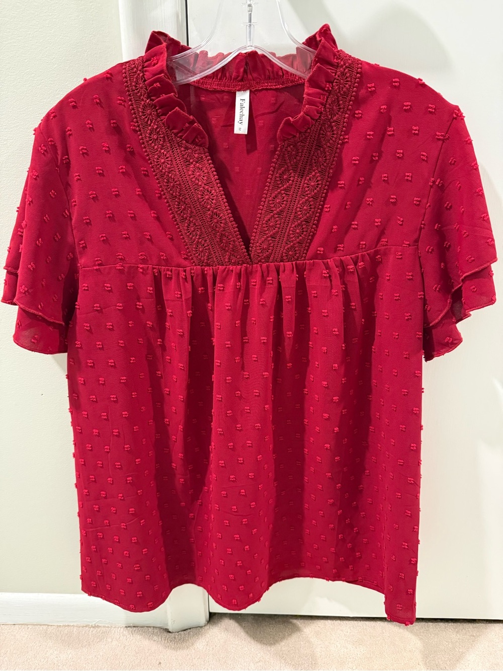 Falechay Women's Burgundy/red Lace Yoke Short Sleeve Top - Picture 2 of 5